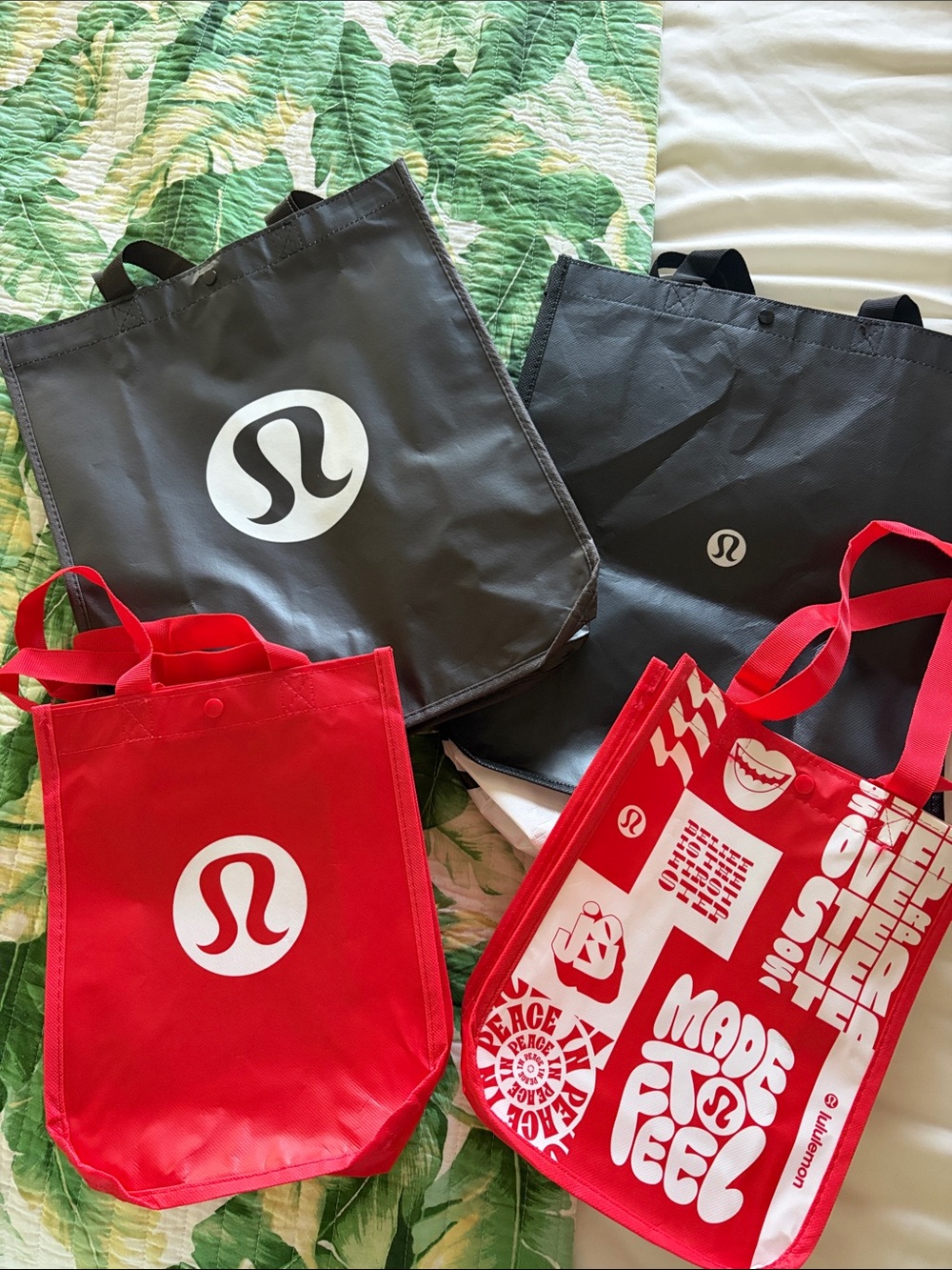 lululemon athletica Reusable Tote Set - Red & Black